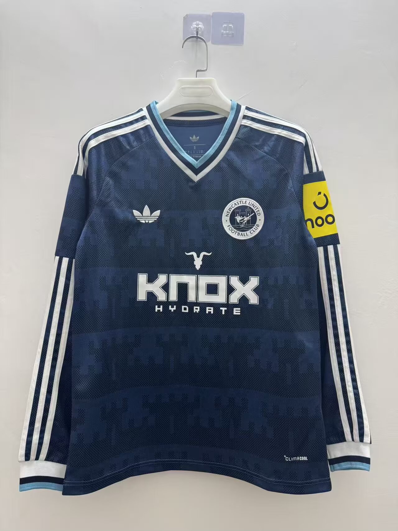 AAA Quality Newcastle 26/27 Away Sponsor Long Soccer Jersey